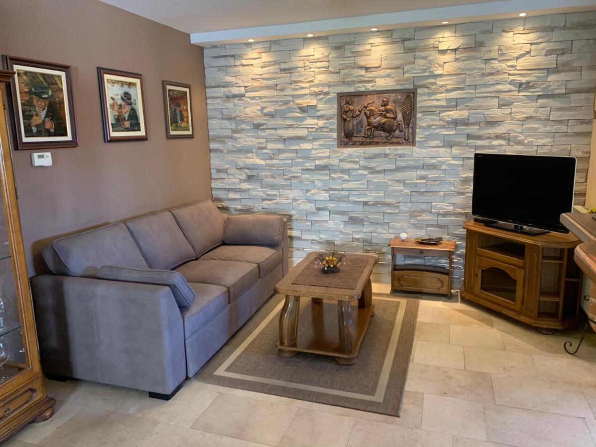 Апартаменти Gallery Premium 99 Near Ammphiteatre With Garage 5 Days And More Gratis Пула Екстер'єр фото